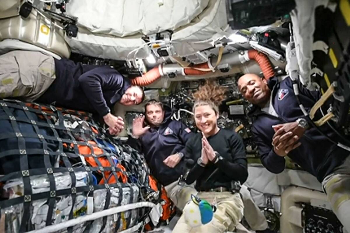 
<span>Mėnulio link keliaujantys „Artemis“ astronautai įveikė pusę kelio</span>
