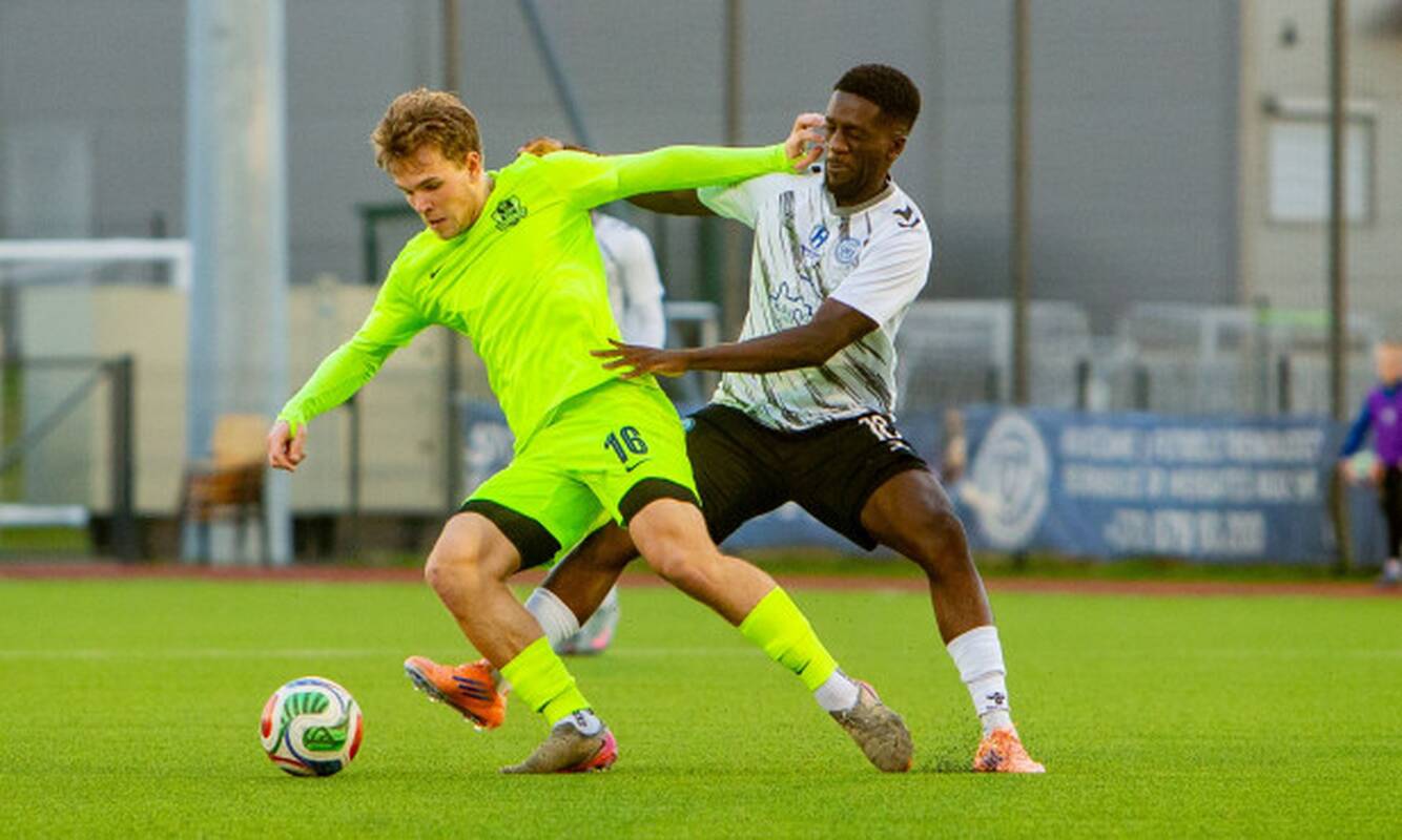 
<span>Kauno rajono futbolininkai nepalaužė svečių iš sostinės</span>
