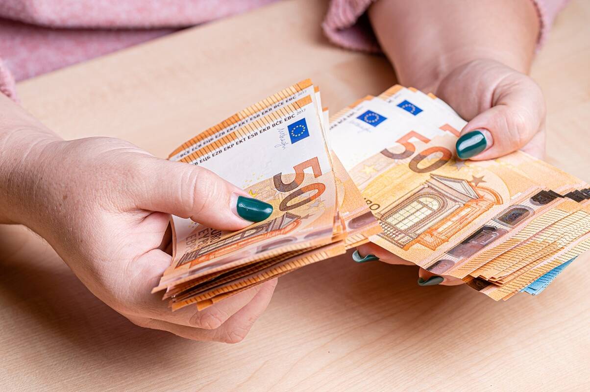 
<span>Nausėda: labai tikiu, kad jauni žmonės pasinaudos tokia galimybe</span>
