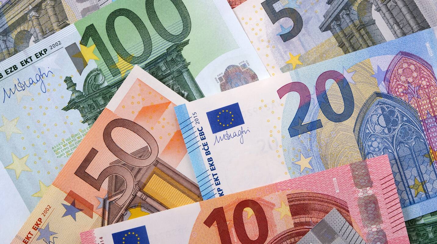 
<span>Už bandymą pasisavinti 2,7 mln. eurų ES paramos – 103 tūkst. eurų bauda</span>
