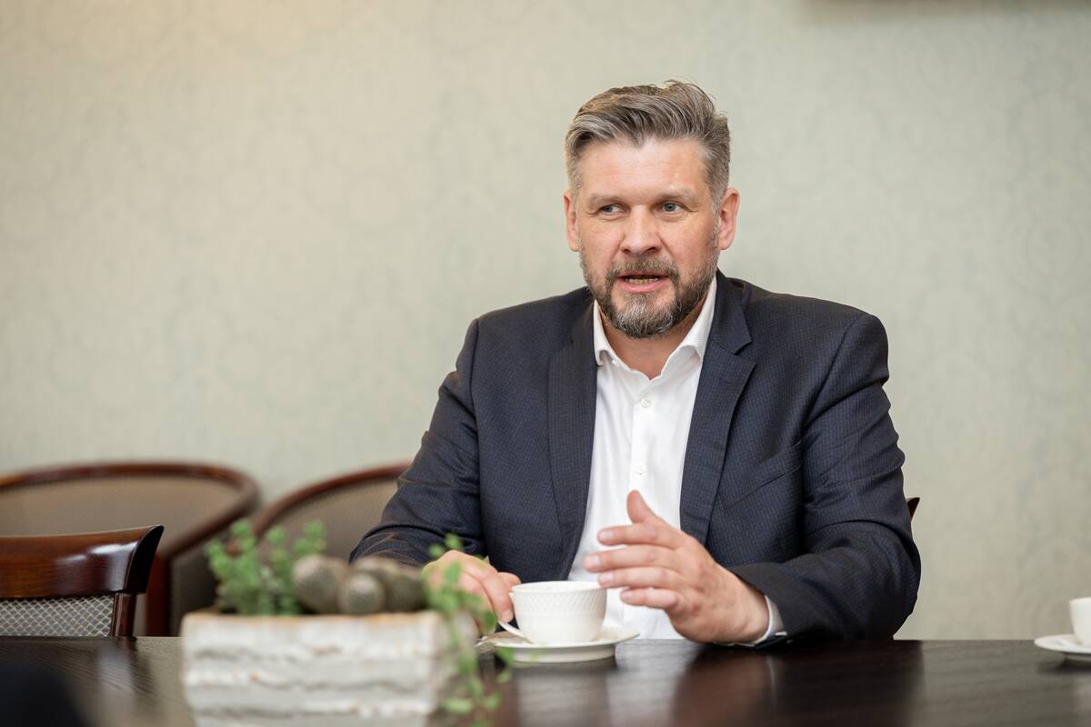 Projektas „Atsparūs“: sutarties pasirašymas