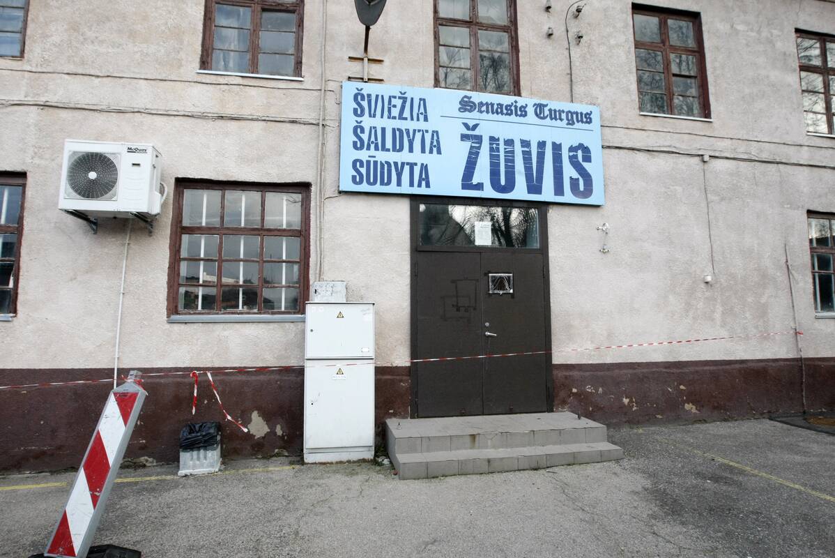 Permainos: už daugiau nei pusę milijono eurų senojoje miesto turgavietėje parduotas vadinamasis žuvinės pastatas.