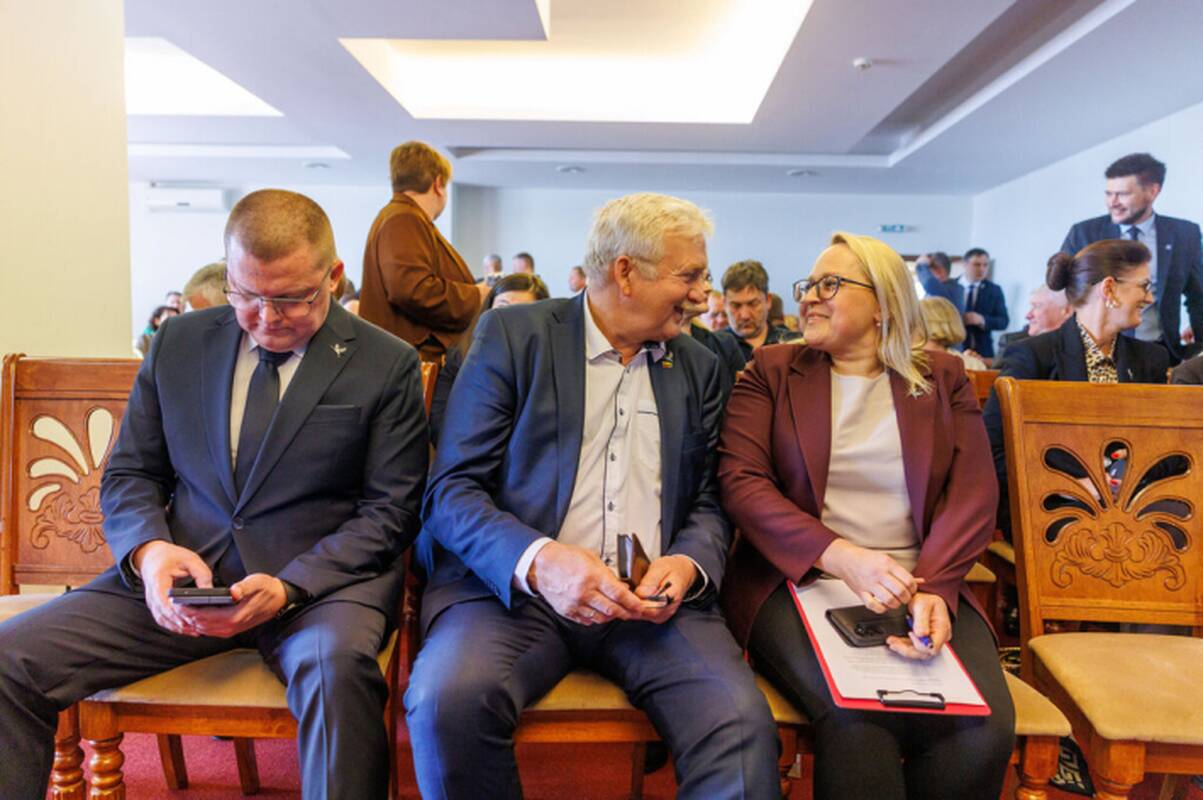 Ligita Girskienė (dešinėje)