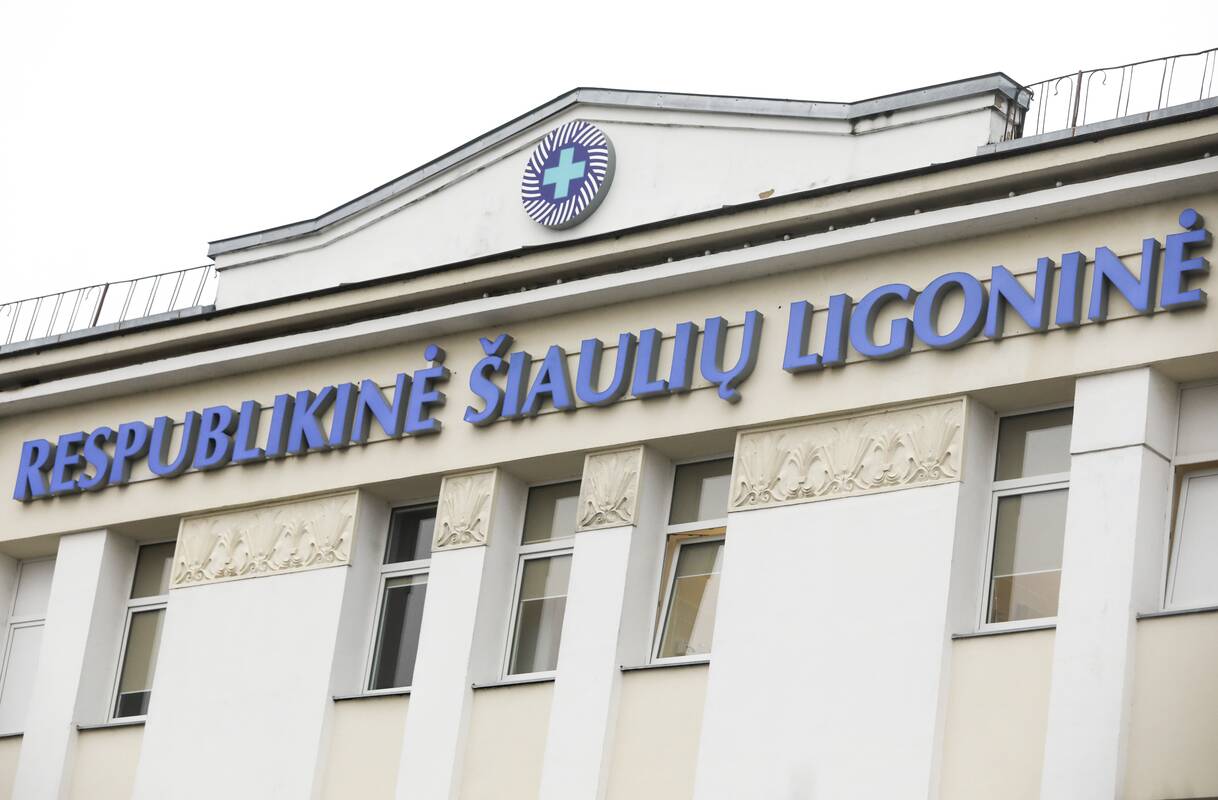 
<span>Teismas nepriėmė už piktnaudžiavimą nuteistos buvusios Šiaulių ligoninės darbuotojos skundo</span>
