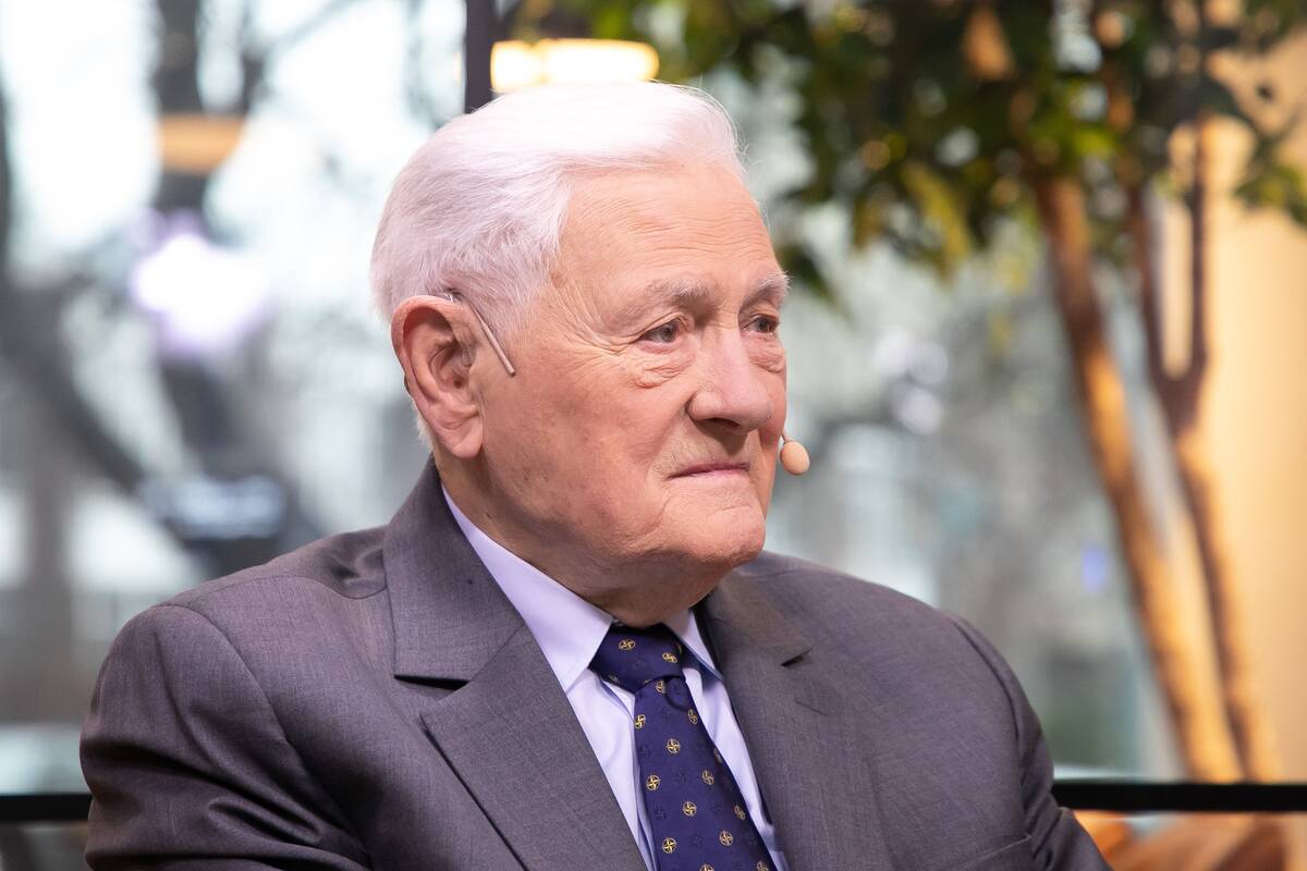 Valdas Adamkus