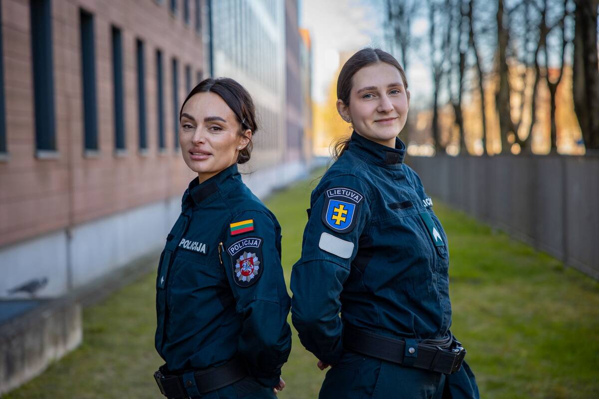 
<span>Tarnybą Klaipėdoje pradeda dvi naujos pareigūnės</span>
