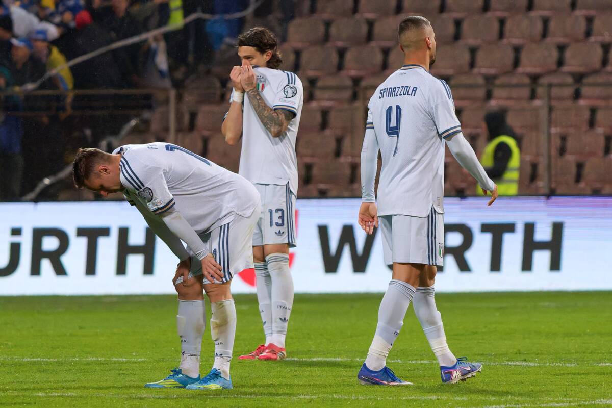 
<span>JAV pasiuntinys nori, kad Italija pakeistų Iraną futbolo čempionate, Roma tokias kalbas atmeta </span>
