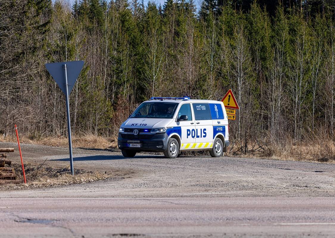 
<span>Suomijoje ieškoma ketvirto nukritusio drono</span>
