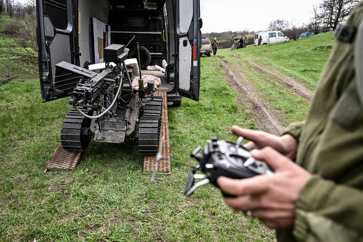 
<span>Ukraina pranešė sunaikinusi Rusijos dronų fabriką Rostove</span>
