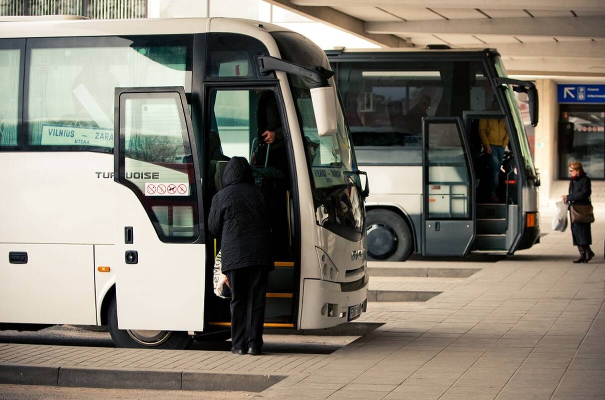 
<span>Vežėjai siūlo mažinti dyzelino akcizą vietos maršrutais</span>
