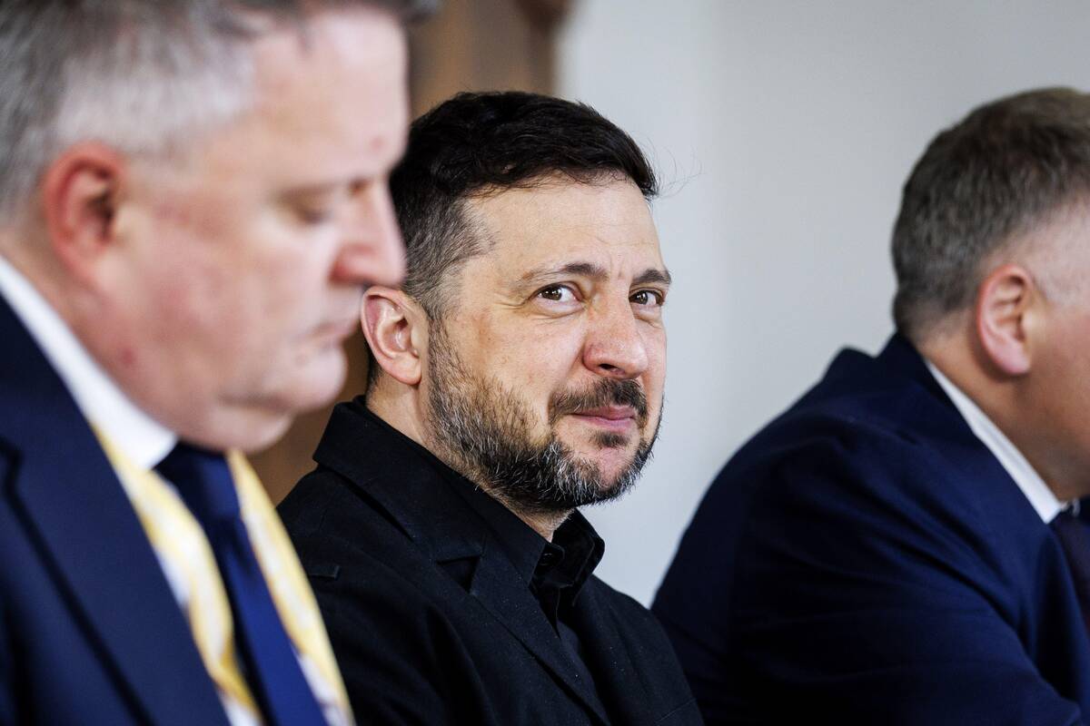 
<span>Ukraina siekia Zelenskio ir Putino susitikimo</span>
