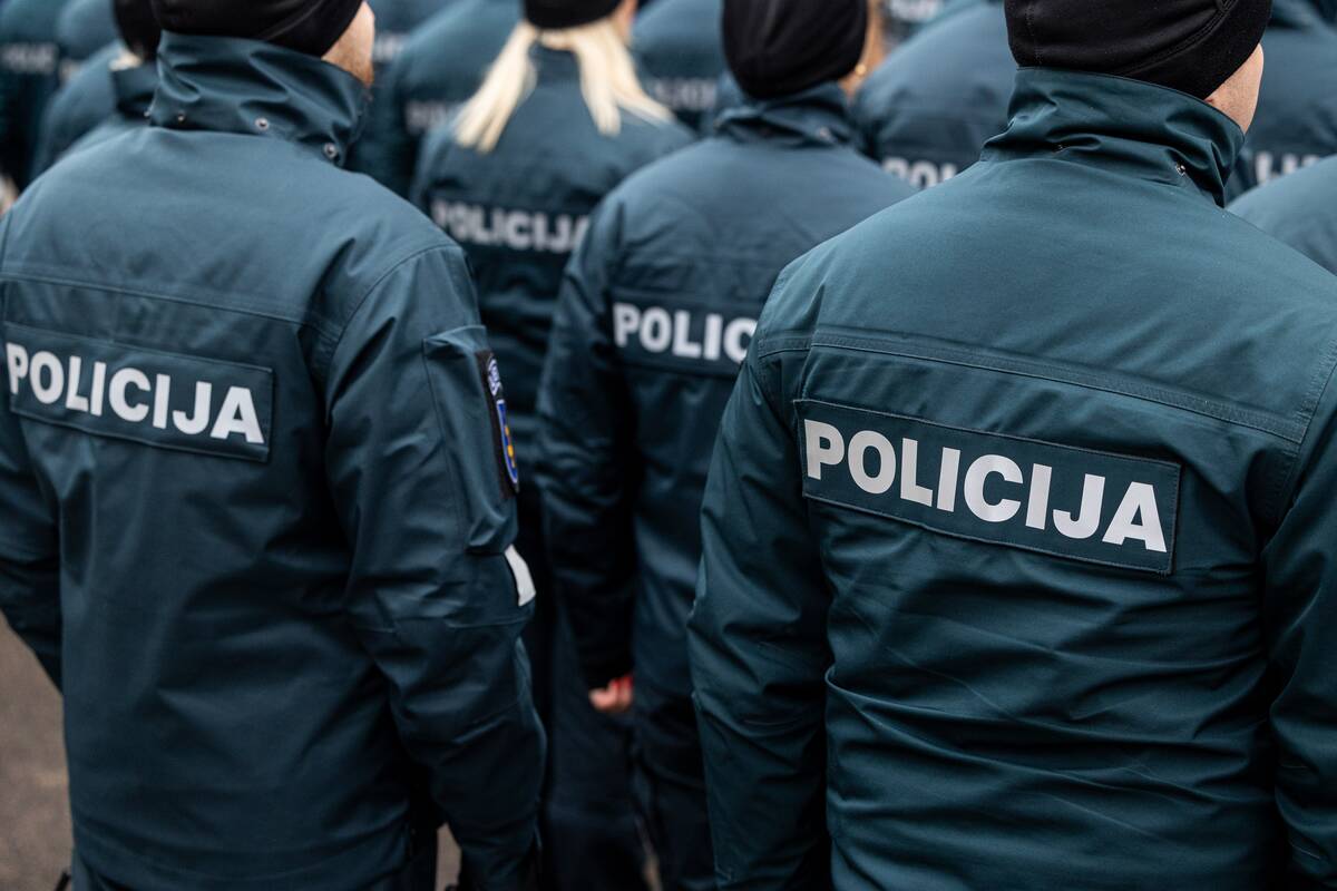 
<span>Sulaikius su kontrabanda siejamus pareigūnus – profsąjungos pozicija: ar ponia Ruginienė nemato</span>
