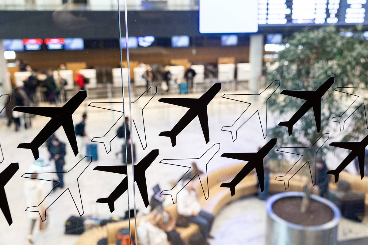 
<span>Vyriausybė: generaliniai prokurorai oro uostuose bus aptarnaujami kaip labai svarbūs asmenys</span>
