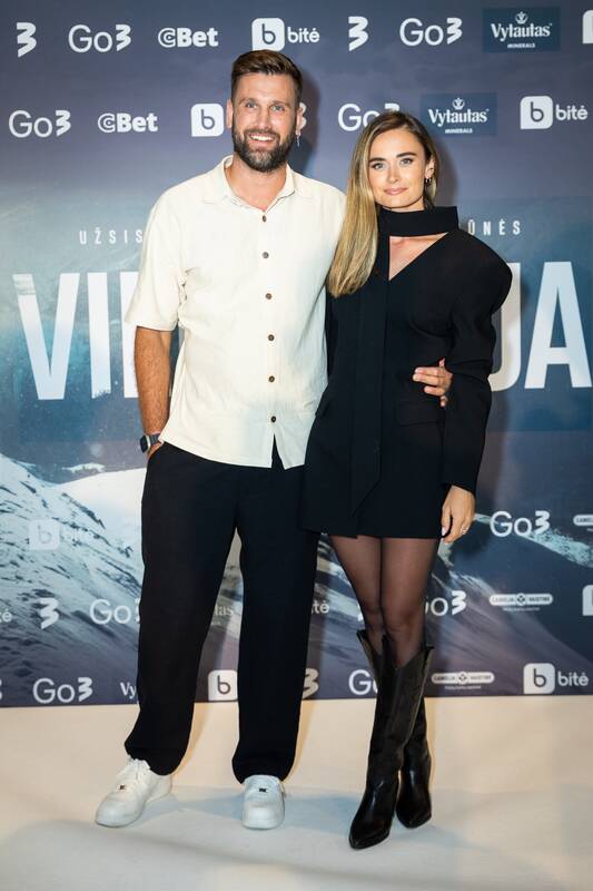 Vytauto Dambrausko dokumentinio filmo „Viena koja aukščiau“ premjera