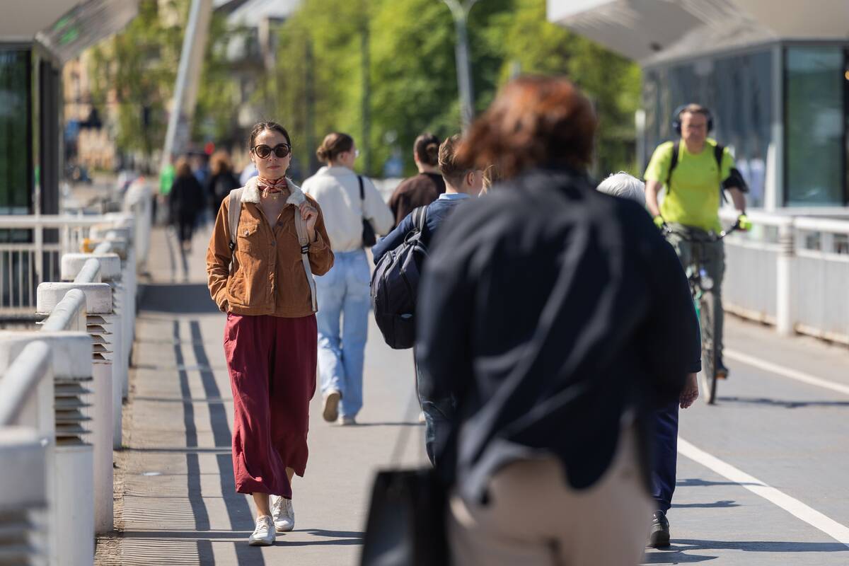 Vilniečiai mėgaujasi šiluma