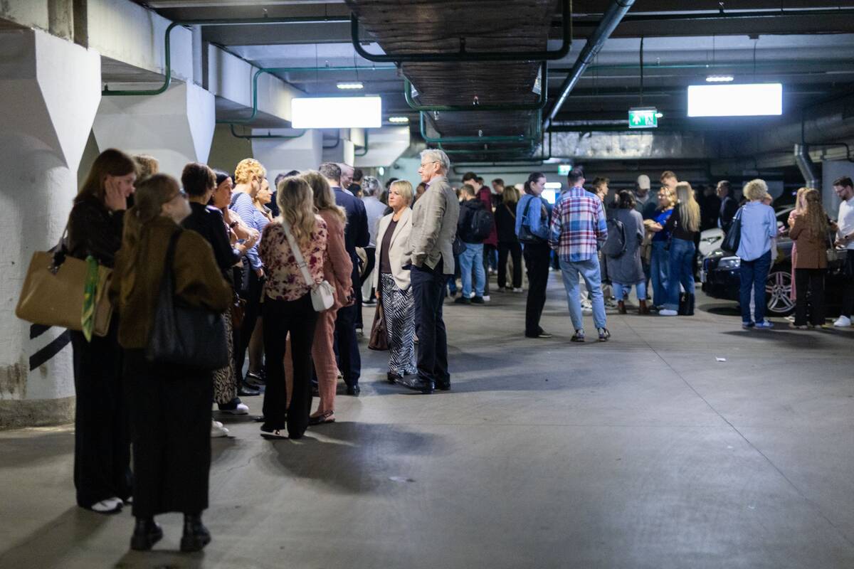 
<span>Glaustai: dėl į šalies teritoriją įskridusio drono dalyje Lietuvos paskelbtas oro pavojus</span>
