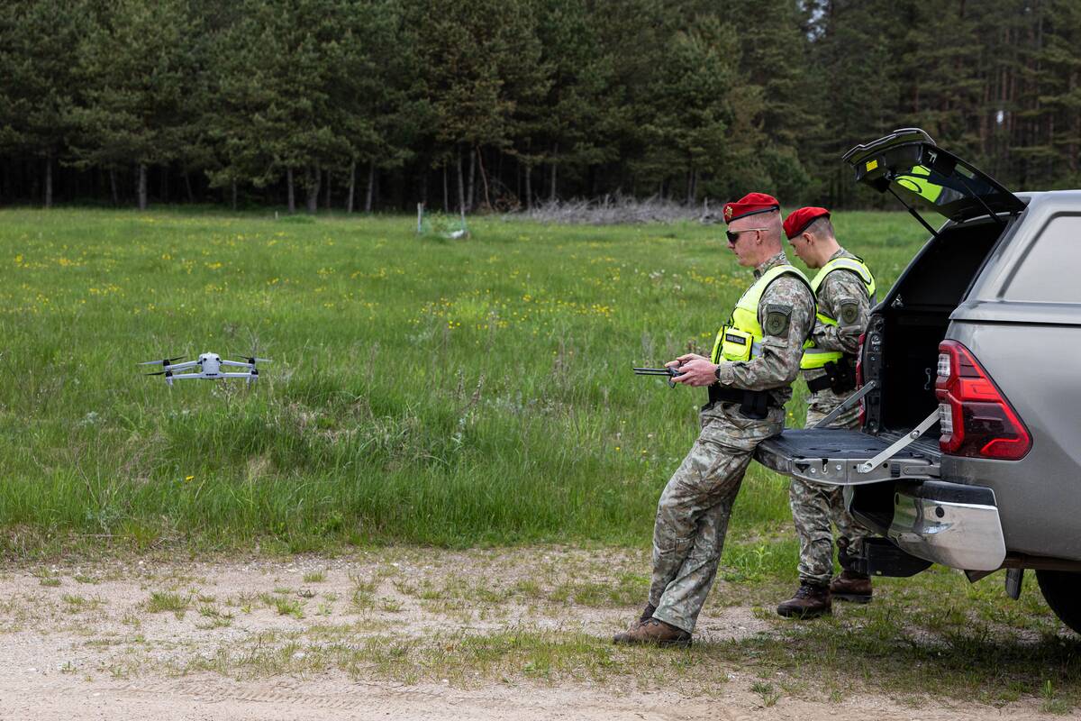Karo policija Žeimiuose, Varėnos rajone, ieško drono