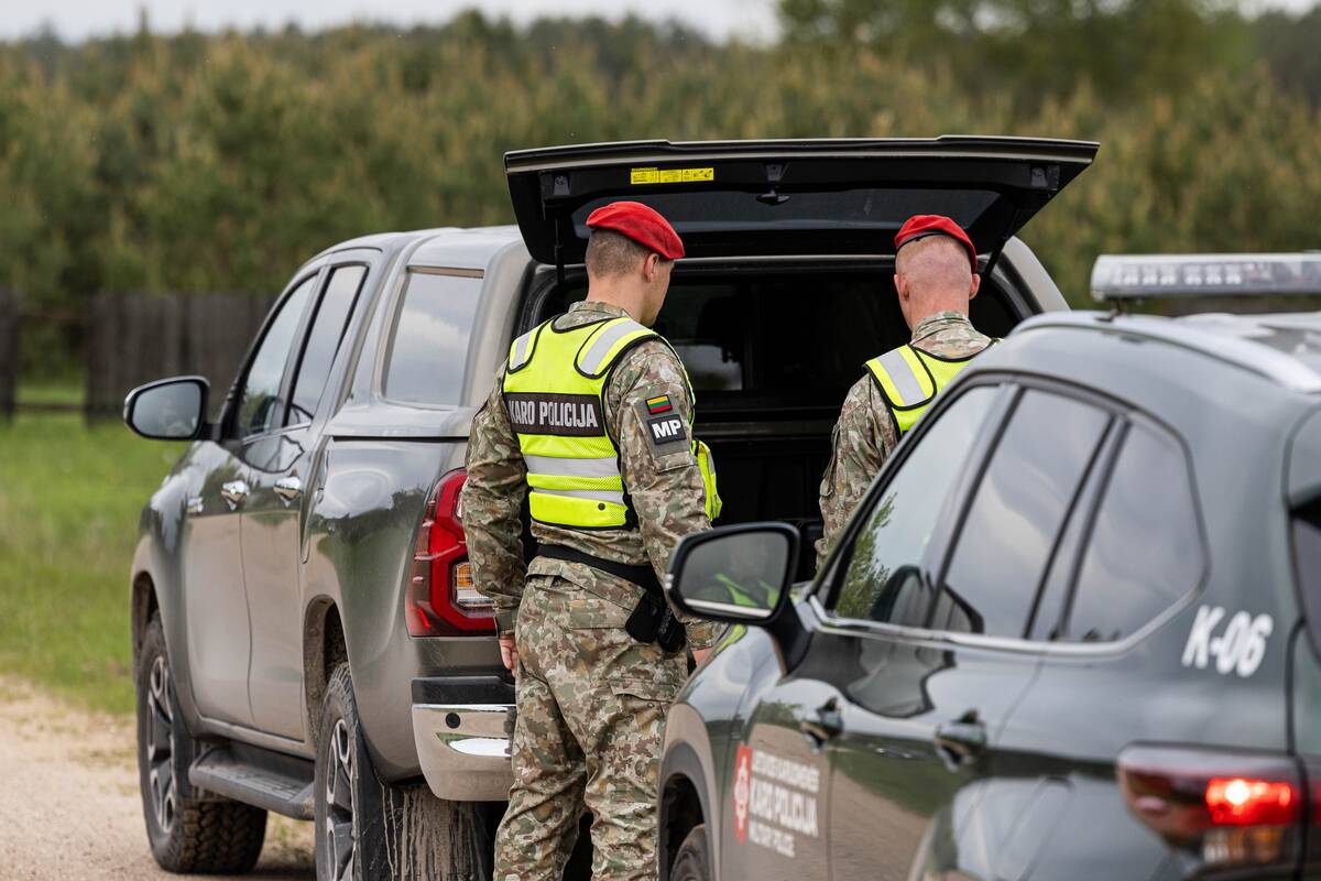 
<span>Drono ieško jau antrą parą: vietiniai žada rasti grybaudami</span>
