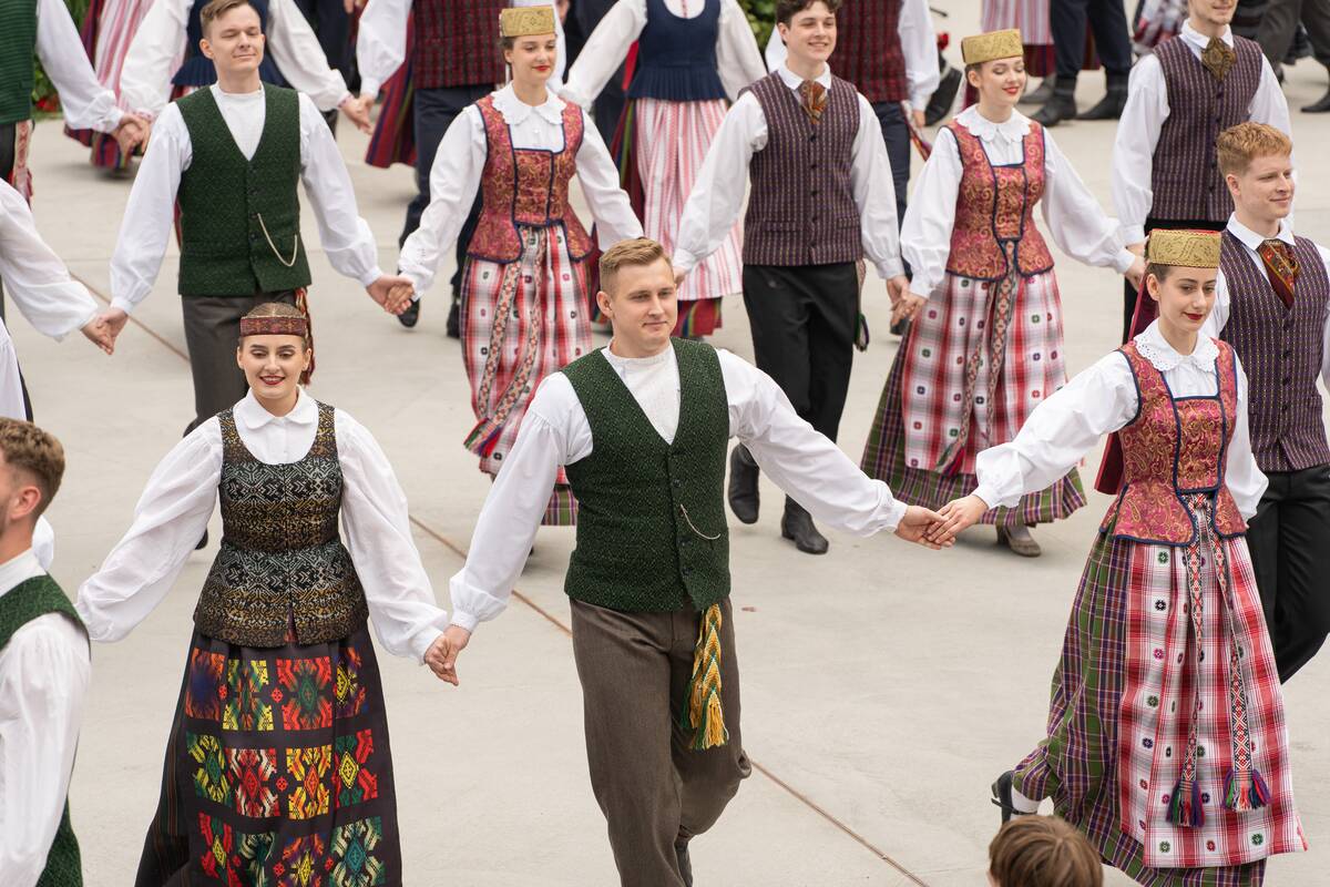 Kauno Dainų slėnį užliejo dainos ir šokiai