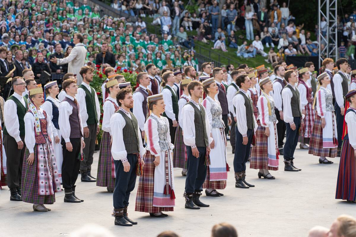 Kauno Dainų slėnį užliejo dainos ir šokiai