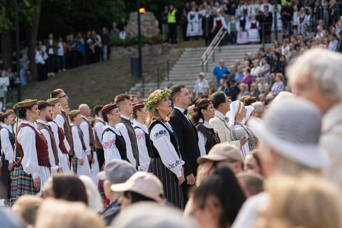 Kauno Dainų slėnį užliejo dainos ir šokiai