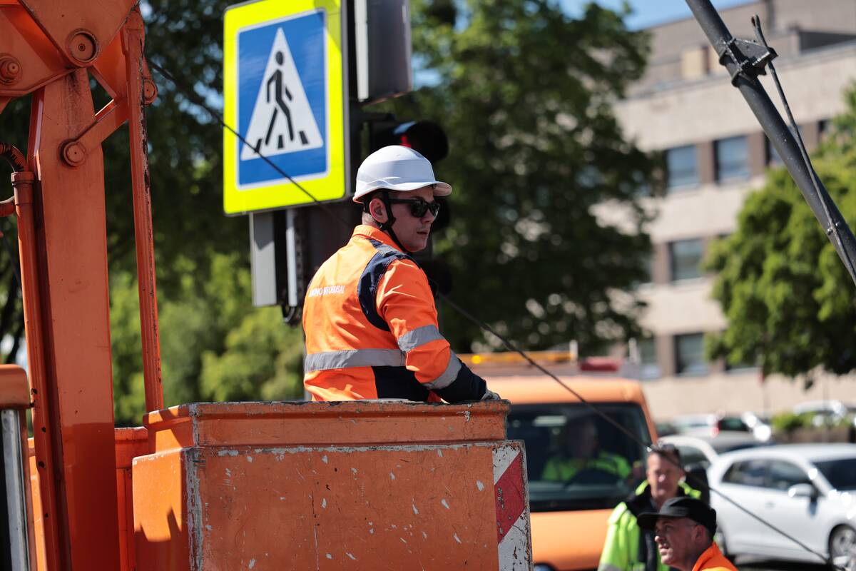 Kaune nutrūko kontaktinis troleibusų tinklas