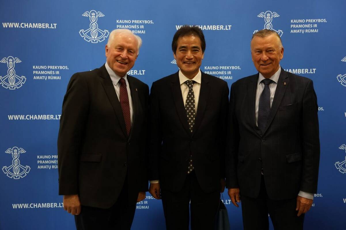 
<span>Japonijos ambasadoriaus vizitas rūmuose</span>
