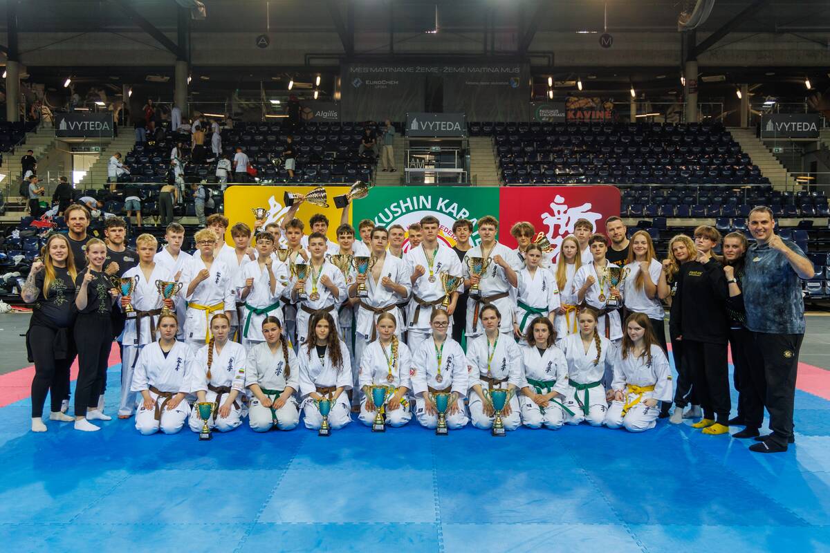 
<span>Klaipėdiečiai džiaugiasi iškovotais kelialapiais į Europos karatė čempionatą</span>
