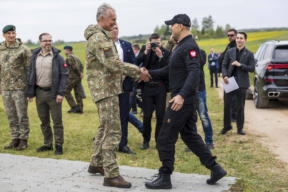 
<span>Prezidentas: kintantys JAV veiksmai nekeičia Lietuvos planų</span>
