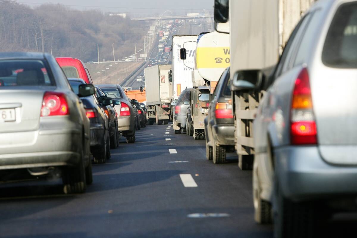 
<span>Įvardijo, kaip oficialiai vadinsis sunkiojo transporto elektroninės kelių rinkliavos sistema </span>
