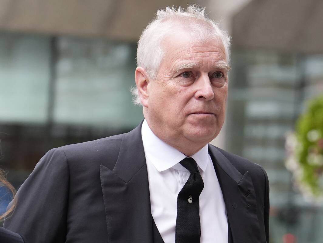 
<span>Policija ieško liudytojų tyrime dėl galimų buvusio princo Andrew nusikaltimų</span>
