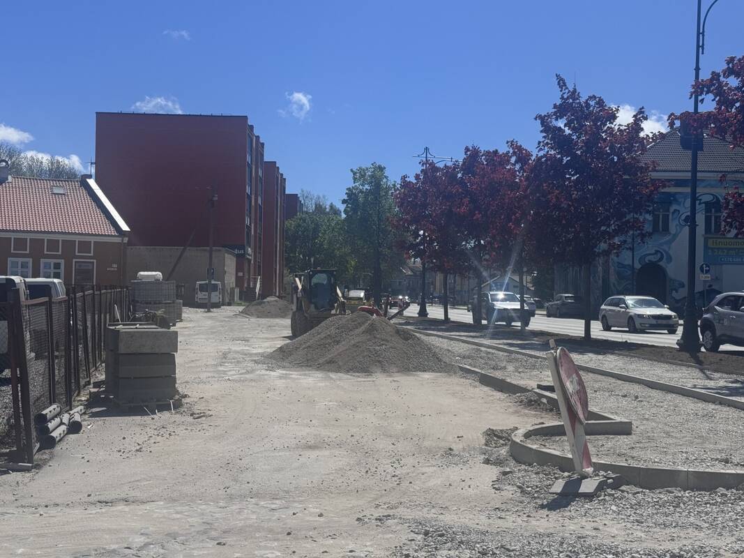 Akcentas: Pilies gatvėje visi remonto darbai baigsis veikiausiai tik šių metų pabaigoje.