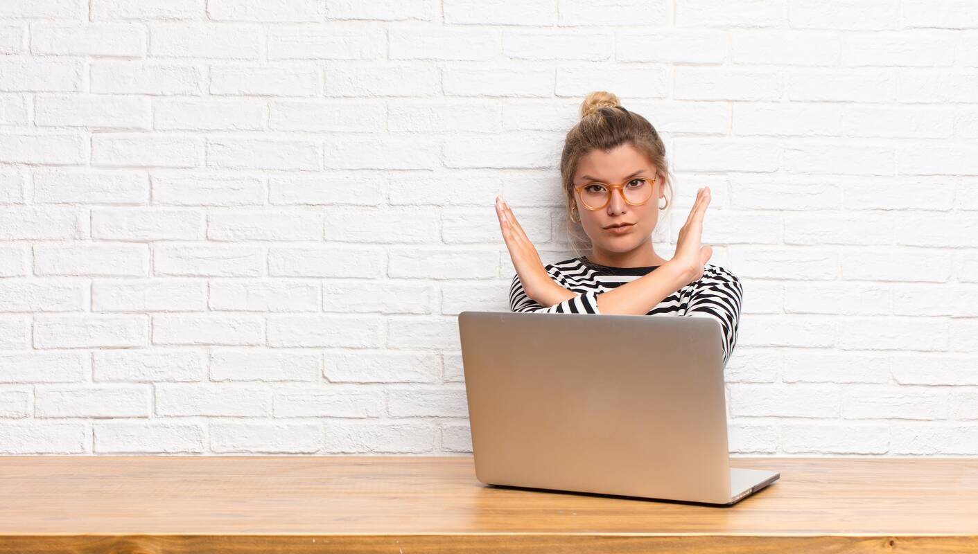 
<span>Interneto tiekėjai įpareigoti užkirsti kelią prieigai prie ES draudžiamų programų</span>
