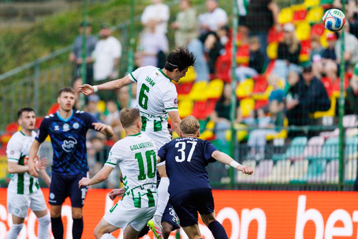 
<span>„Žalgiris“ neatsilaikė prieš „Hegelmann“ futbolininkus</span>
