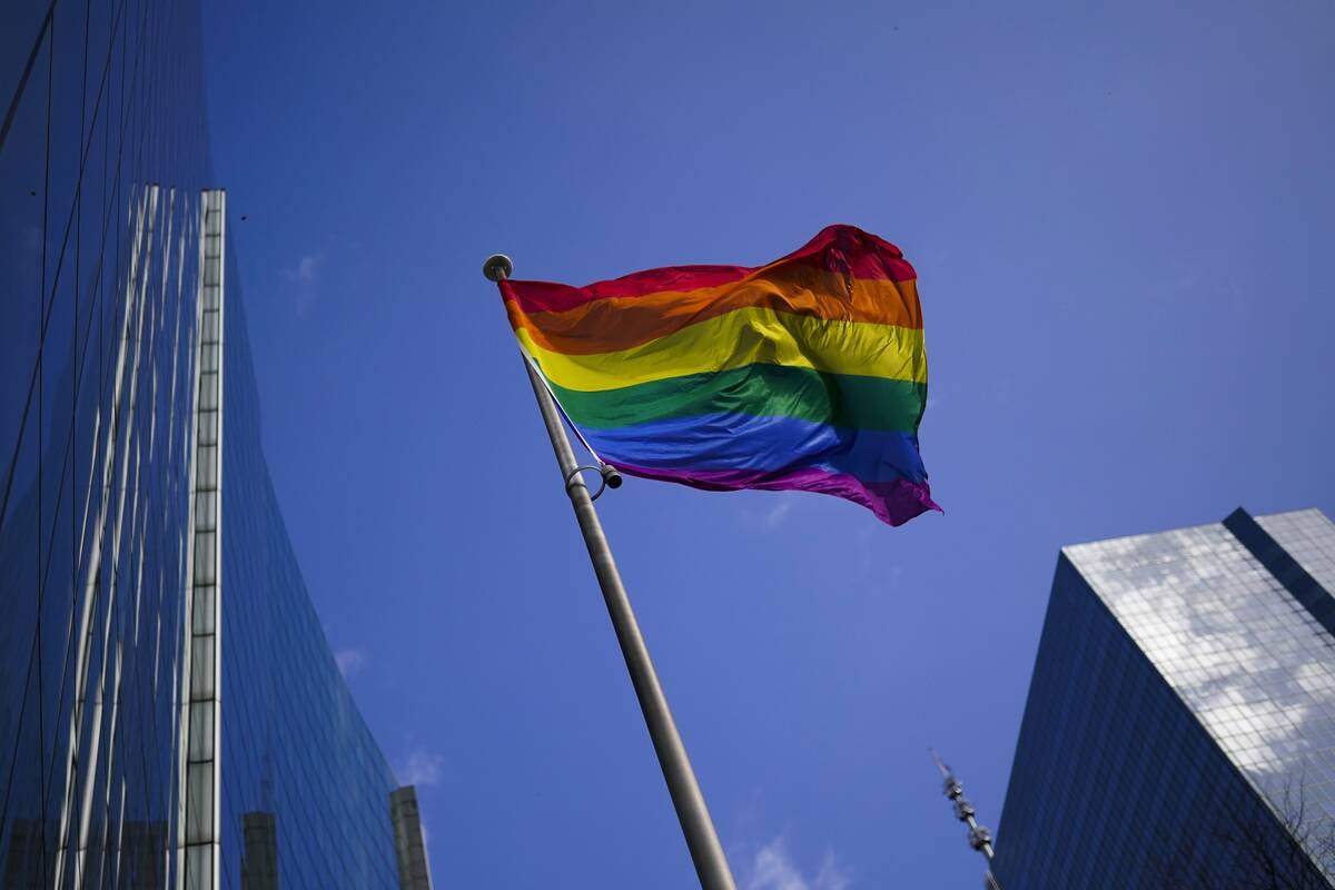 
<span>ES neuždraus LGBTIQ konversijos terapijos, bet ragins valstybes veikti</span>

