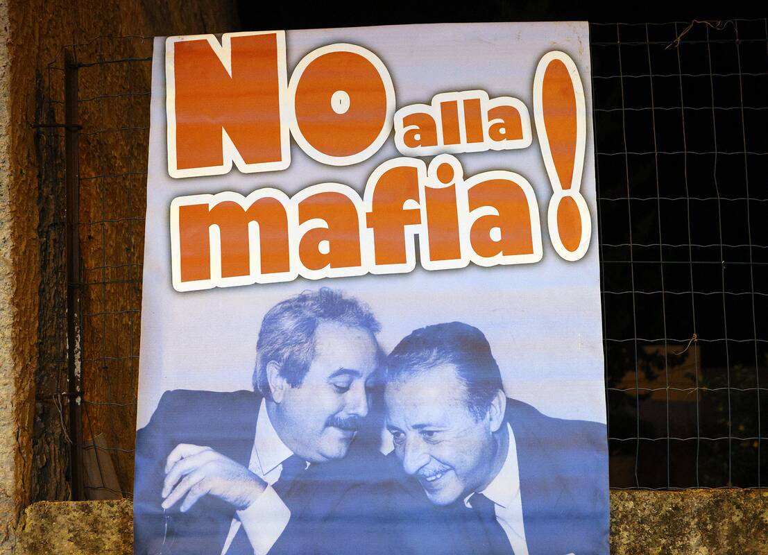 
<span>Italijoje konfiskuoto mafijos boso turto vertė viršija 200 milijonų eurų</span>
