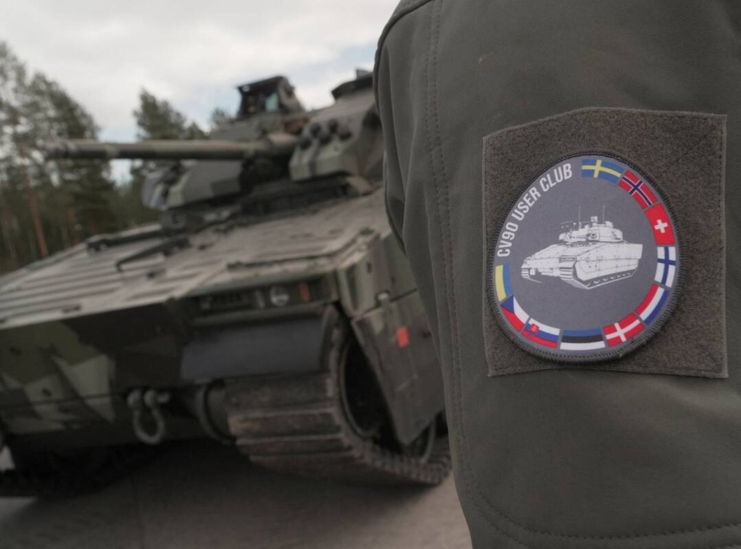 
<span>Ministras: esame finišo tiesiojoje dėl pėstininkų kovos mašinų CV90 įsigijimo</span>
