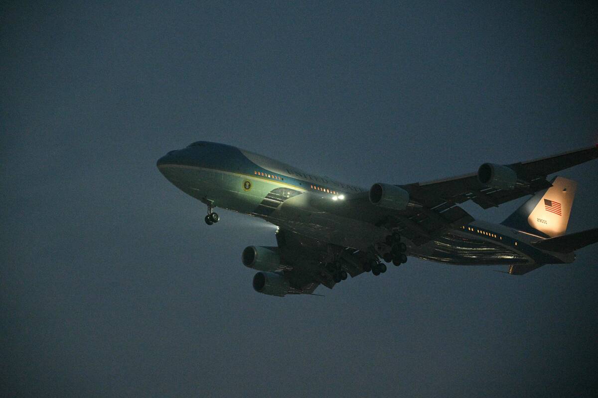 
<span>Trumpas atvyko į Pekiną</span>
