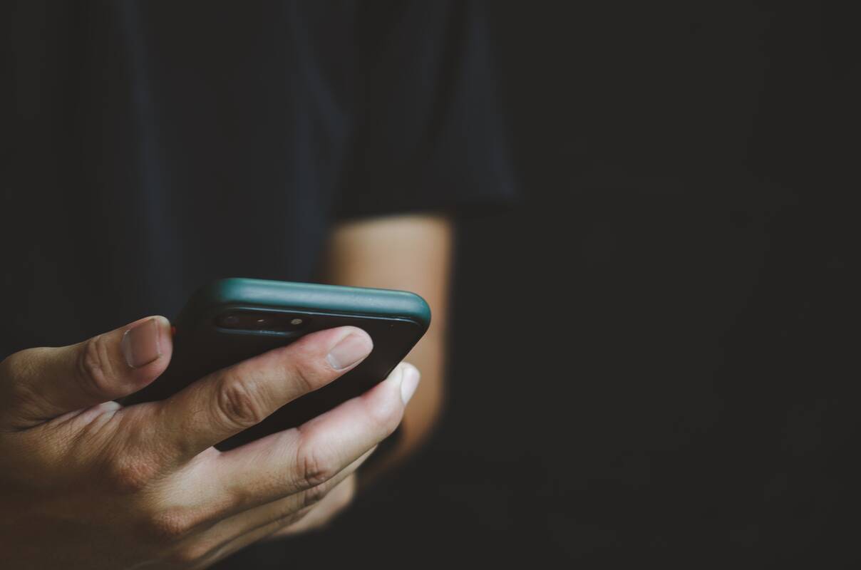 
<span>Telefoniniai sukčiai įvairiais melais iš trijų žmonių išviliojo po keliasdešimt tūkst. eurų</span>
