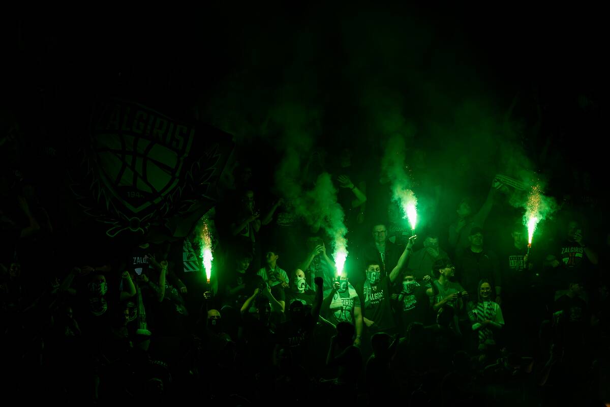 
<span>Iš „Green White Boys“ skrieja kaltinimai „Neptūno“ sirgaliams: tai – visiškas dugnas ir riba</span>

