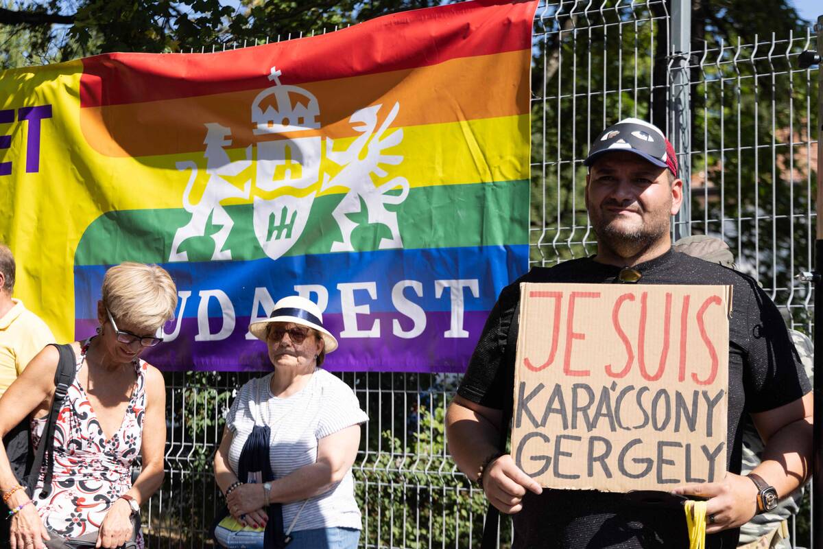 
<span>Vengrijos policija: nėra pagrindo drausti šių metų Budapešto „Pride“ eitynių</span>
