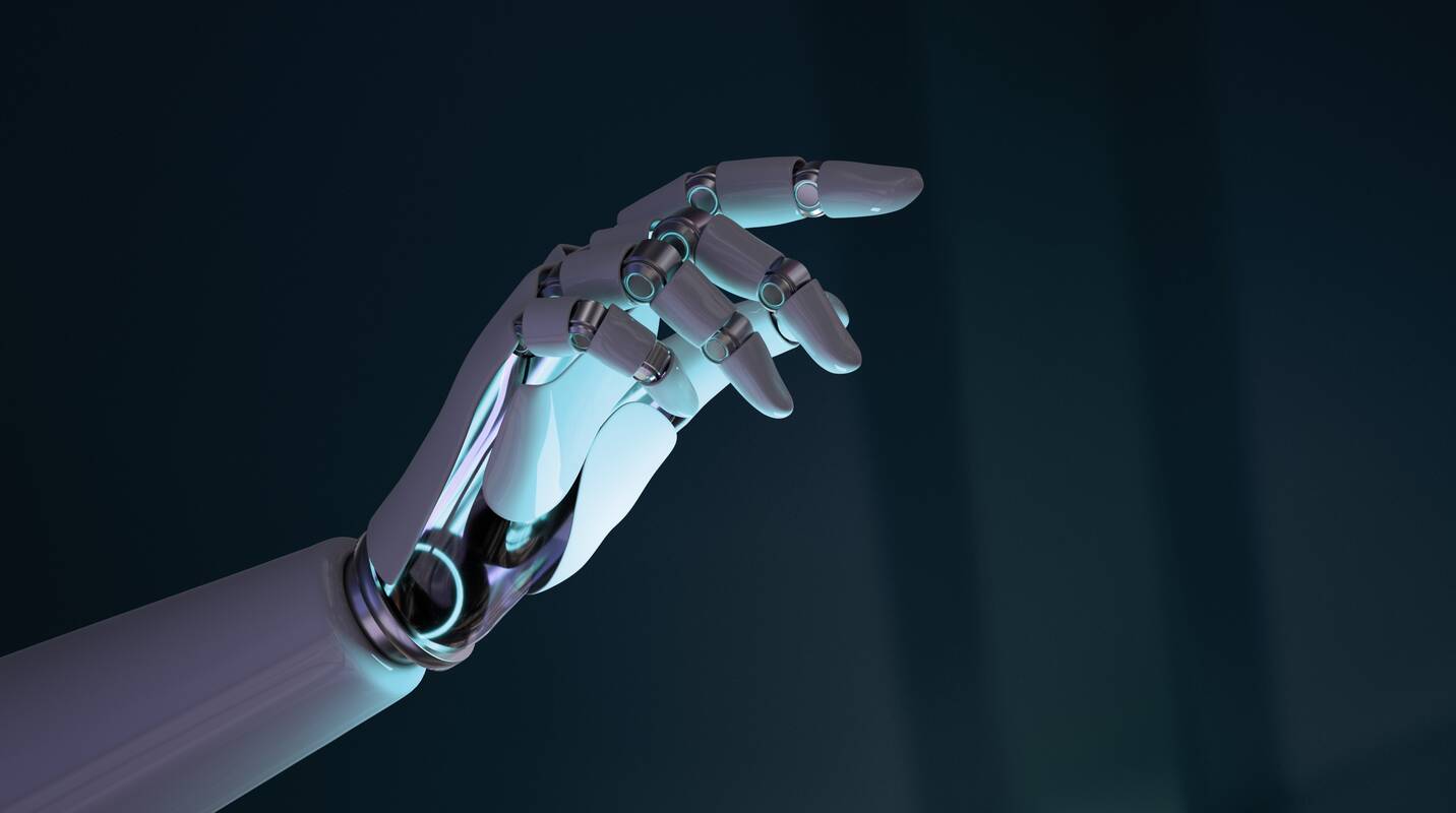 
<span>Kinijos bendrovė pristatė milžinišką humanoidinį robotą</span>
