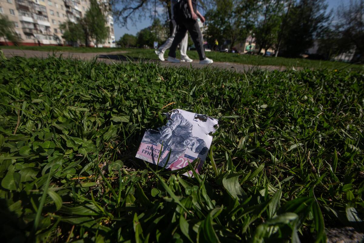 
<span>Rusija prieš Pergalės dieną Ukrainos pasienio rajonuose mėto propagandines skrajutes </span>
