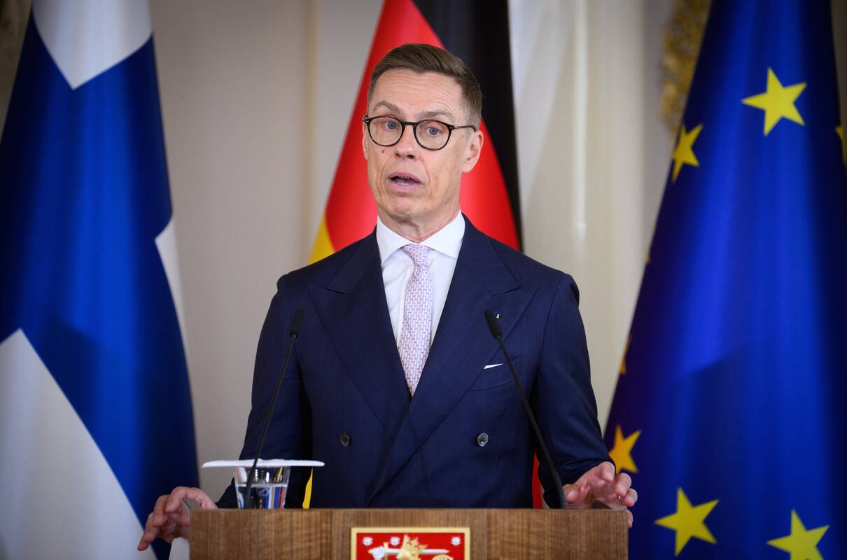 
<span>Suomijos prezidentas: laikas Europai užmegzti tiesioginį ryšį su Rusija</span>
