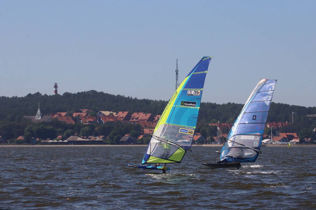 Nidoje – tradicinė 30-oji „Vėjas galvoje“ slalomo regata
