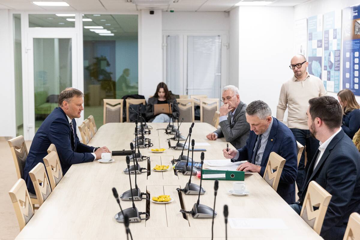 
<span>Parlamentarai panaikino VSD pranešėjo komisijos išvadas</span>
