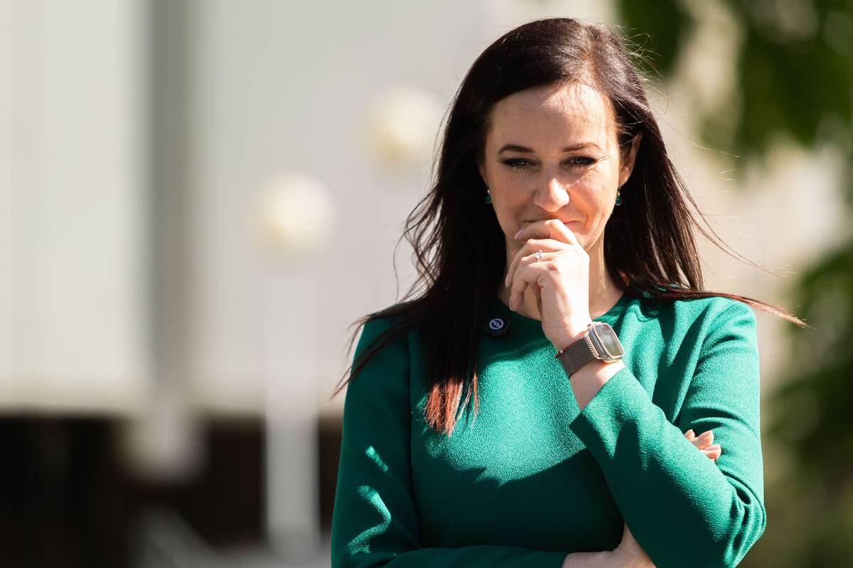 Paralelė: I. Ruginienės vadovaujamos Vyriausybės atvejis buvo toks, lyg žmogų pasodintum į laivą ir leistum jam pabandyti jį valdyti, nors jis to nesimokęs.
