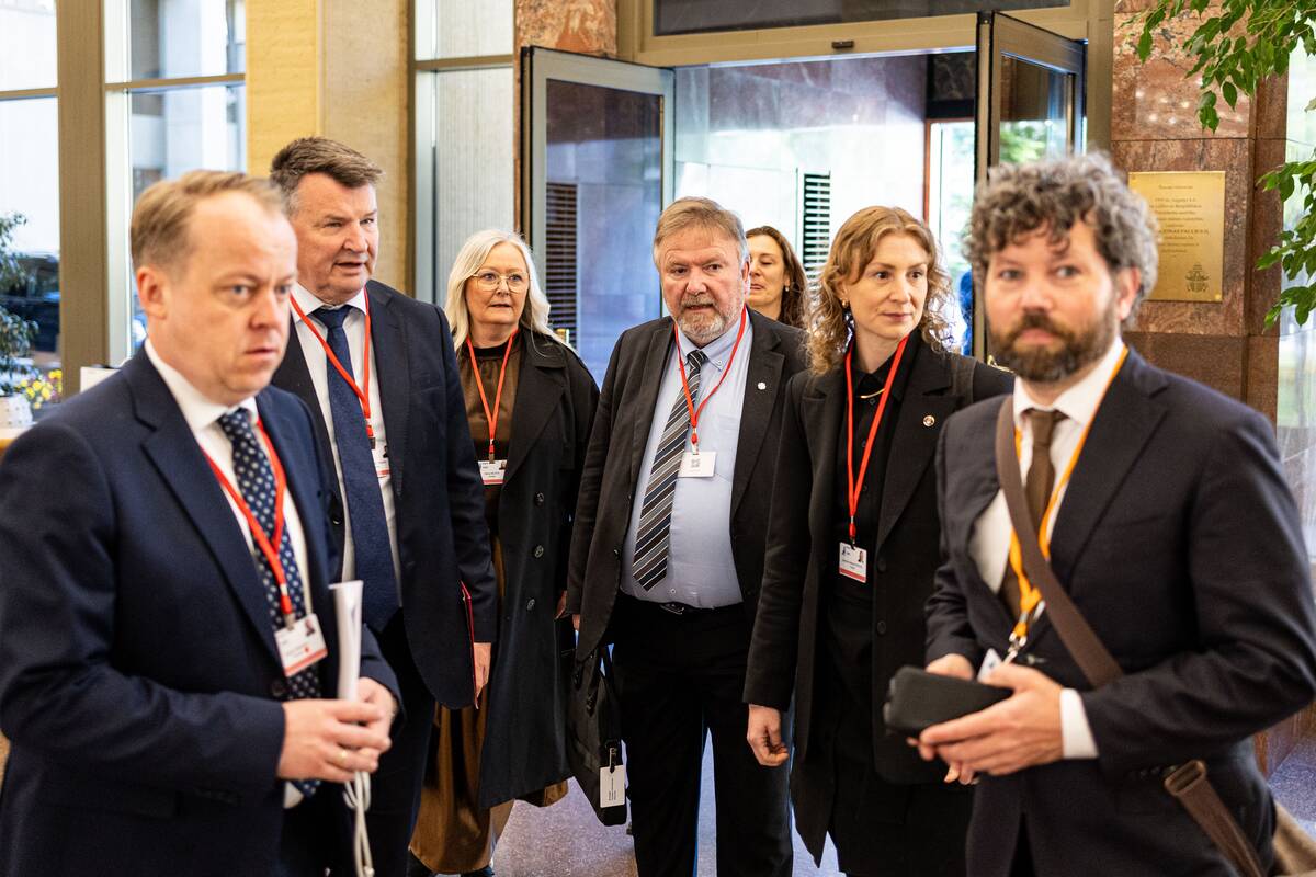  NATO Parlamentinės Asamblėjos plenarinė sesija - birželio 1d.
