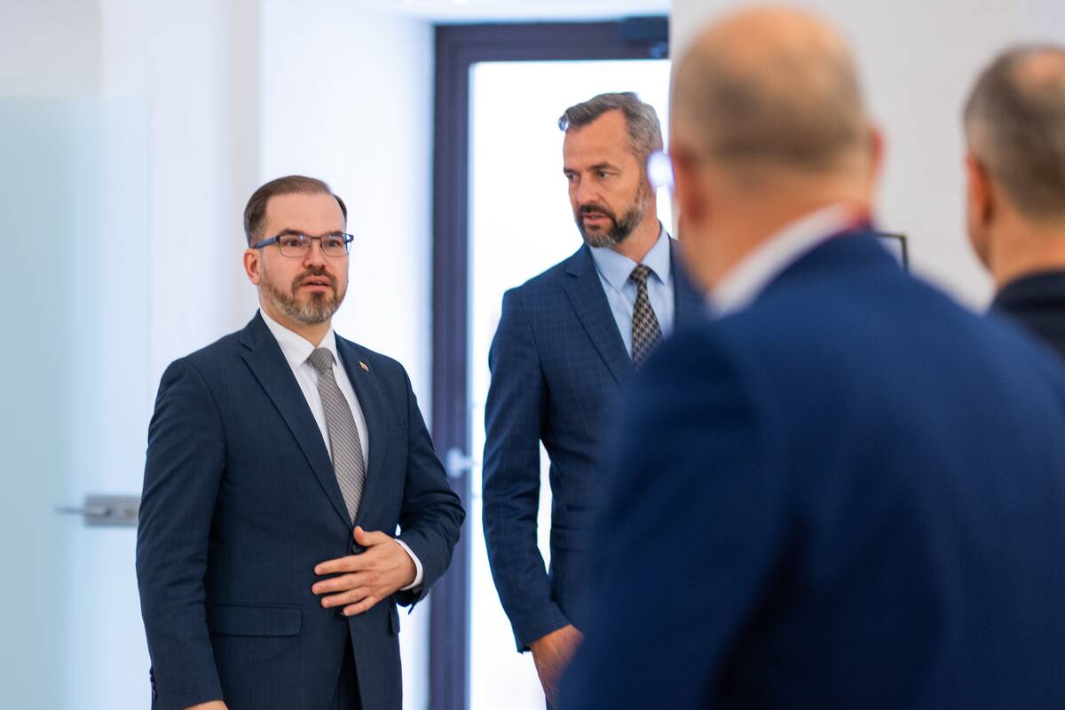 Bendradarbiavimo susitarimo tarp KAM ir ISM Vadybos ir ekonomikos universiteto pasirašymas