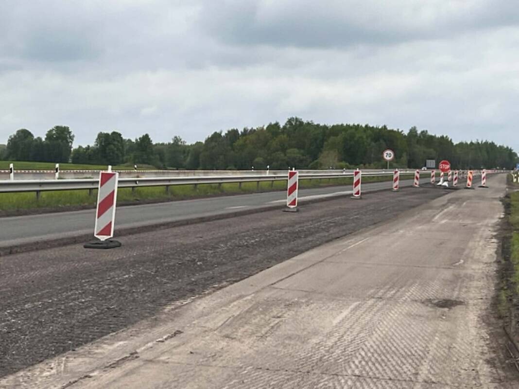 
<span>Pirmadienį – nauji eismo ribojimai magistralėje Vilnius–Klaipėda</span>
